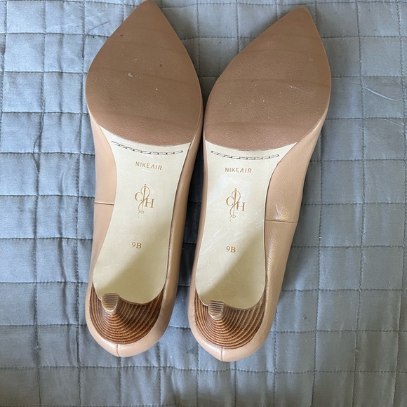 Cole Haan Nike Air Nude Pump | Size 9 - Picture 4 of 5